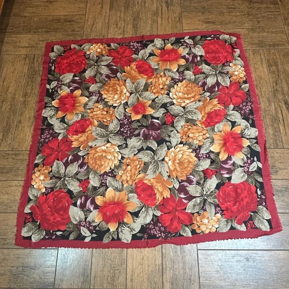 Vintage Red Cottage Floral Challis Large 45